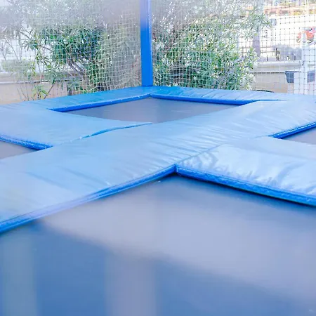 Ξενοδοχείο Port Europa 3*