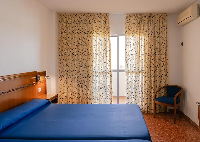 Port Europa Hotel 3*