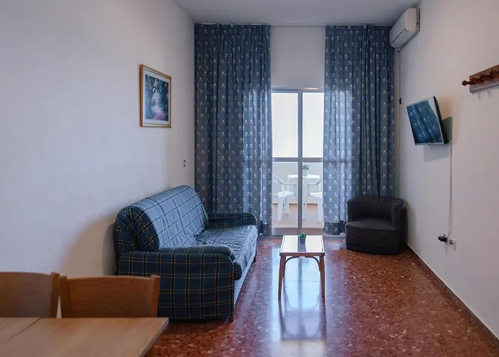 Port Europa 3*