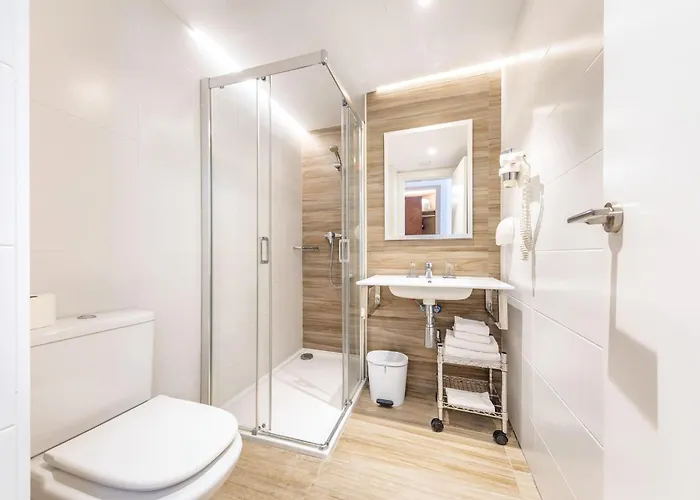 Port Europa Hotel 3*