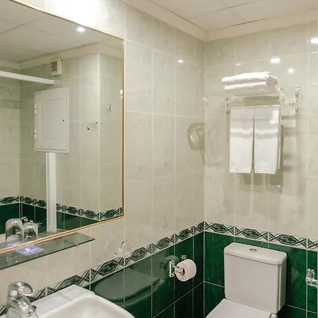 Hotel Port Europa 3*