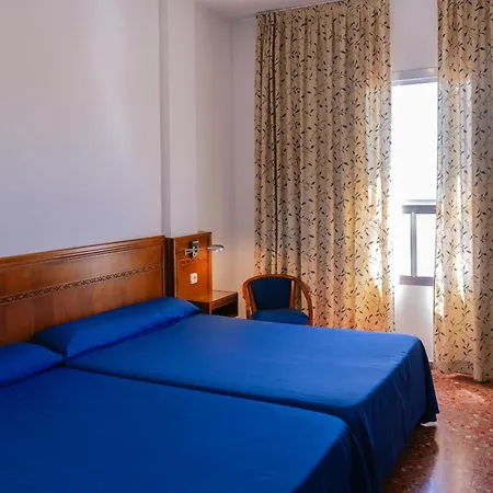 Port Europa Hotel 3*